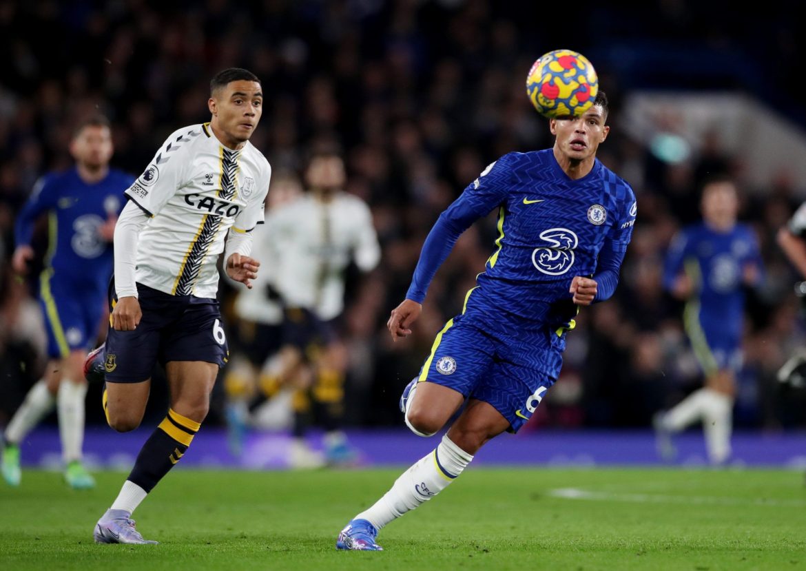 Everton: Dyche has a Gordon heir in Dobbin