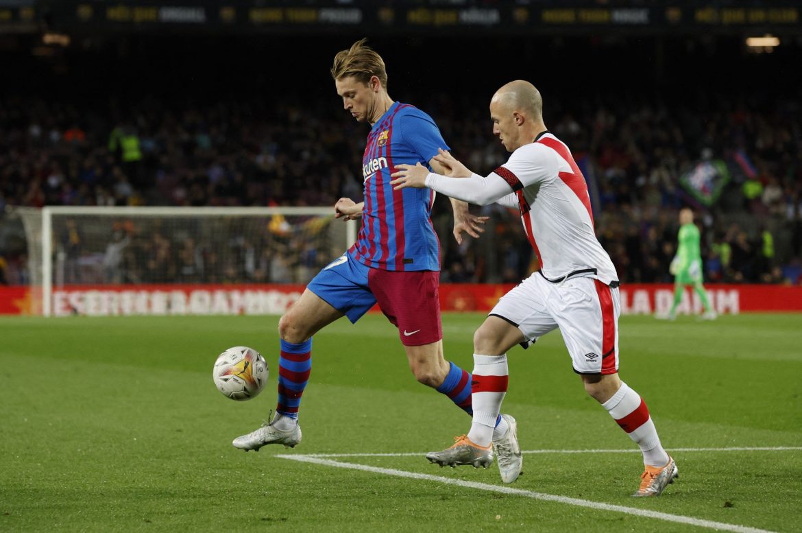 Man City handed Frenkie de Jong boost