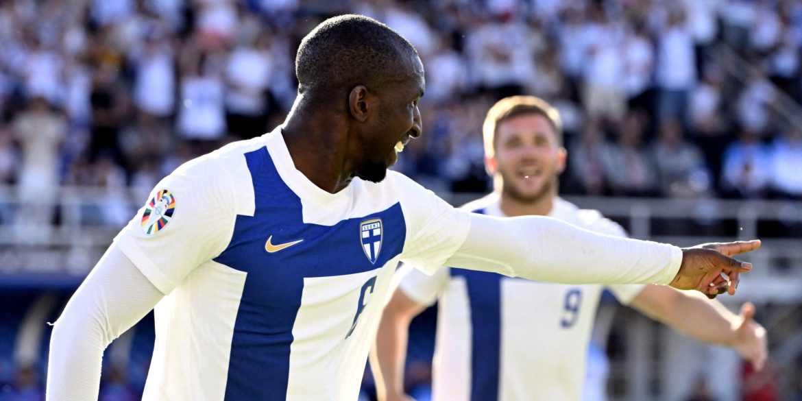 Leeds: Farke Could Sign £35k-p/w "Demon" To Partner Glen Kamara In Late Deal